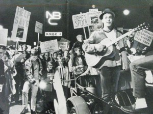 Star Trek anti-cancellation protest in front of KNBC 4 Los Angeles in 1968. Photo by Harry Chase, Los Angeles Times.